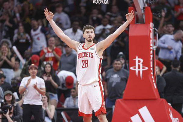 雷霆大胜太阳豪取16连胜,<a href=/lanqiubofang/spurs/ target=_blank class=infotextkey>马刺</a>待文班,<a href=/lanqiubofang/rockets/ target=_blank class=infotextkey>火箭</a>12号主场战快船