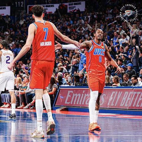 雷霆49分血洗<a href=/lanqiubofang/suns/ target=_blank class=infotextkey>太阳</a>+手握多签,霍姆格伦成顶级内线